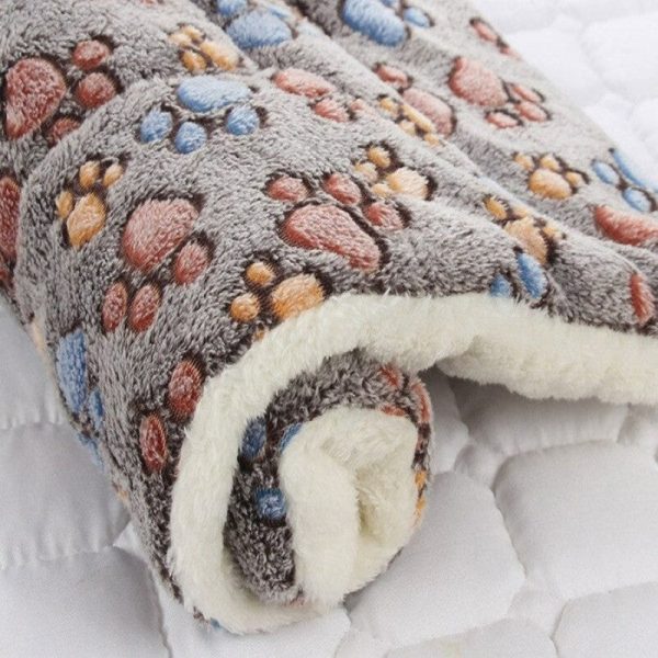 Pet Cushion Blanket For Dogs And Cats - Image 4