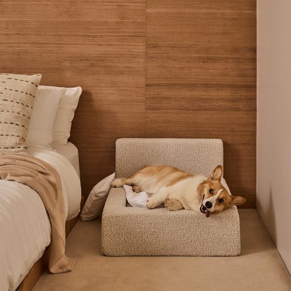 Luxurious Pet Sofa Bed - Image 9
