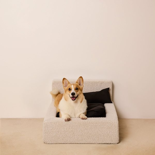Luxurious Pet Sofa Bed - Image 5